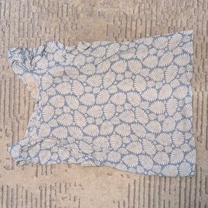 LOFT Blue and White Leaf Pattern Flutter-sleeve Blouse